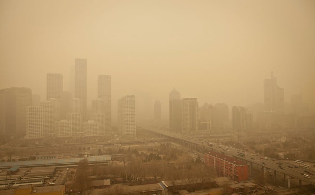 Medida de la turbiedad atmosférica en un sitio urbano de gran densidad de población